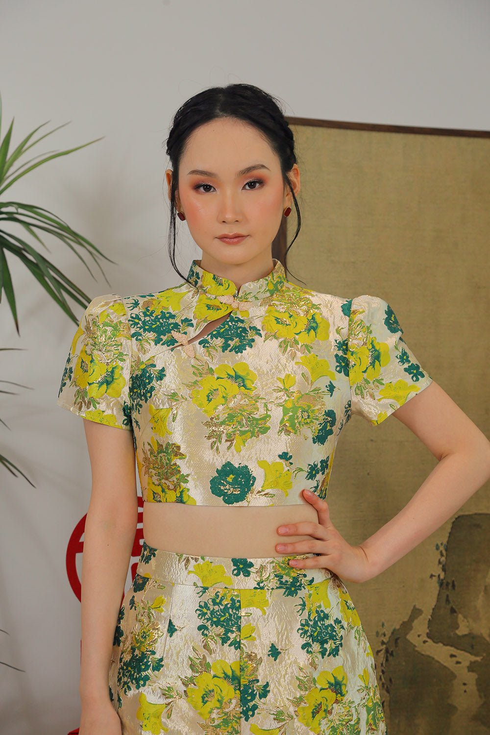 Celestine Brocade Mandarin Top in Emerald Bloom - 画像 4