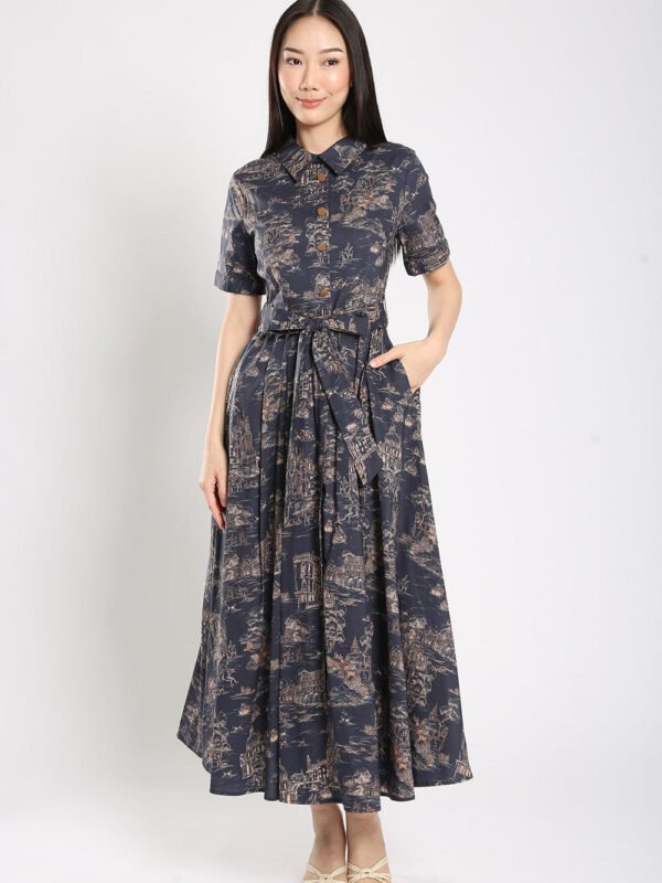 Manika Maxi Dress in Navy Blue Prints