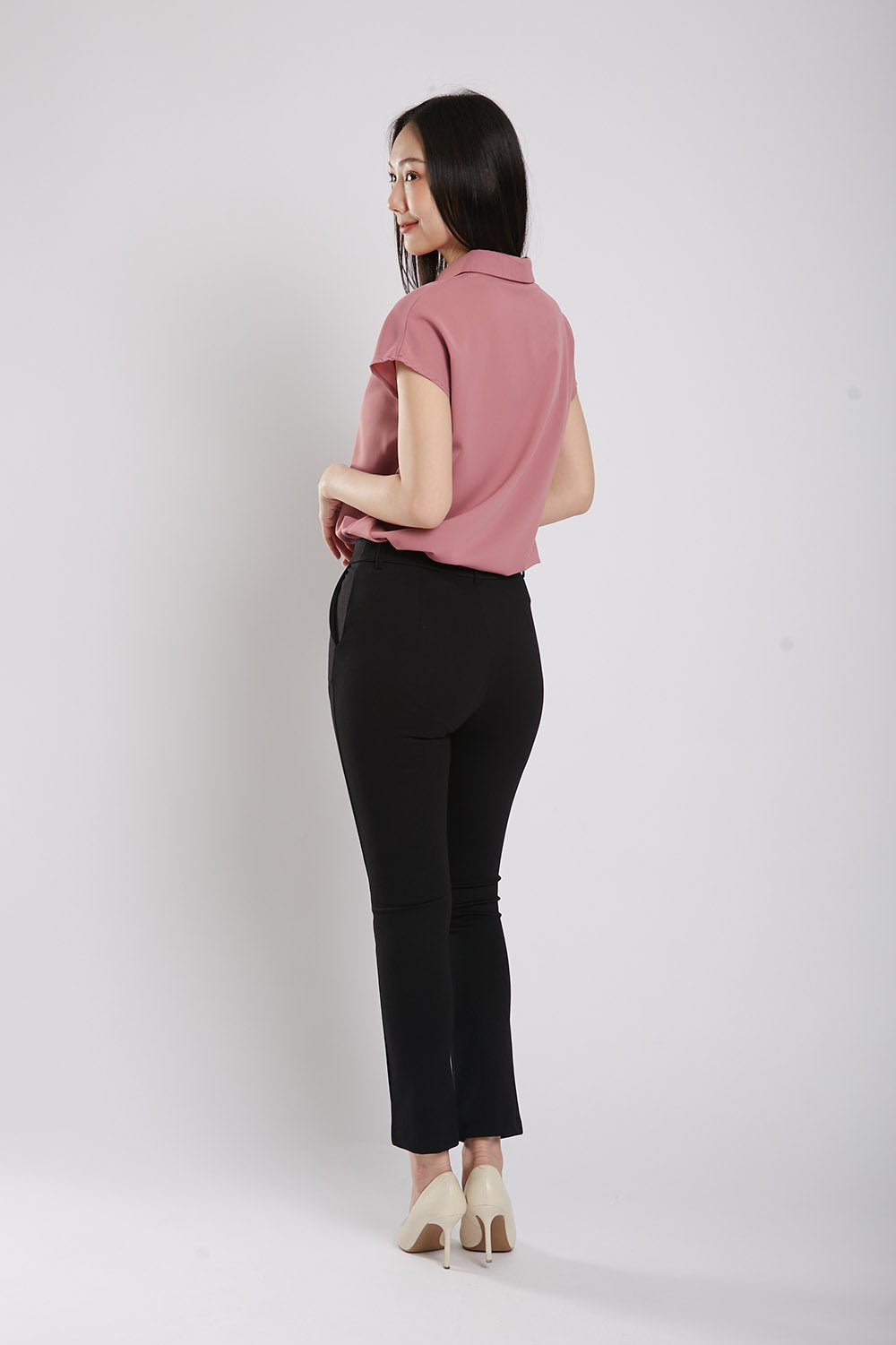 Rasha Ultra-stretch Pants in Black – Bild 4