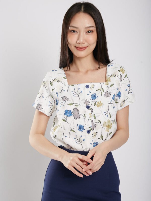 Nesri Blouse in Floral Print