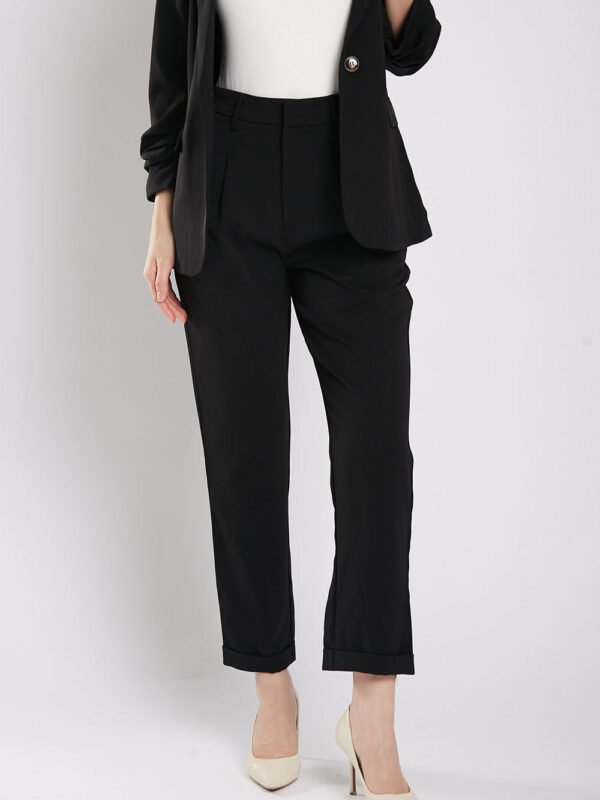 Carinne Tailored Pants in Black