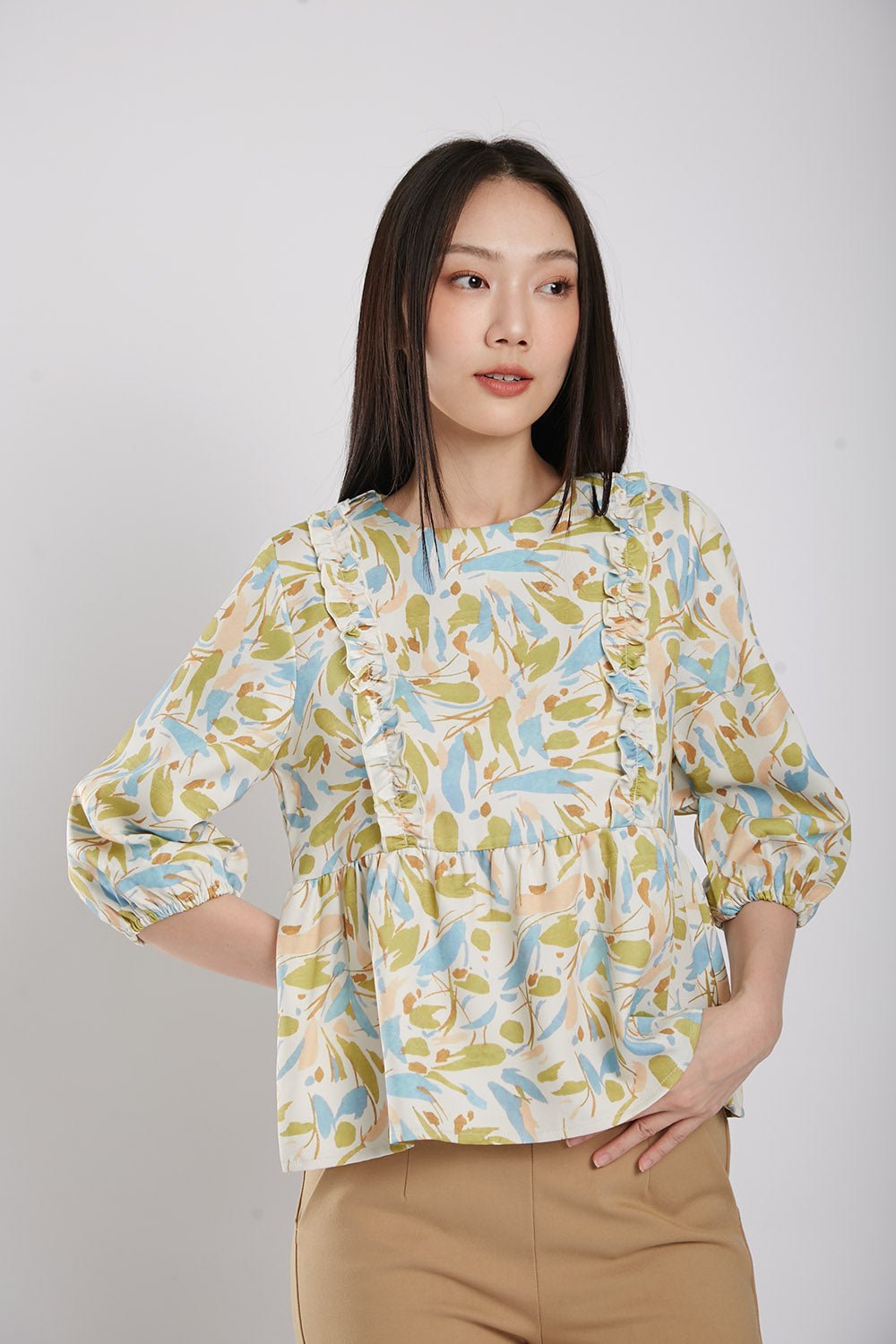 Raiza Blouse in Yellow Blue Floral - Imej 2